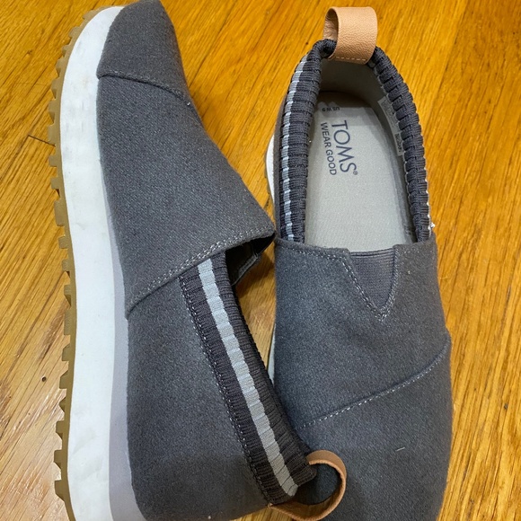 TOMS WEAR GOOD Sneaker shoes - Picture 1 of 5